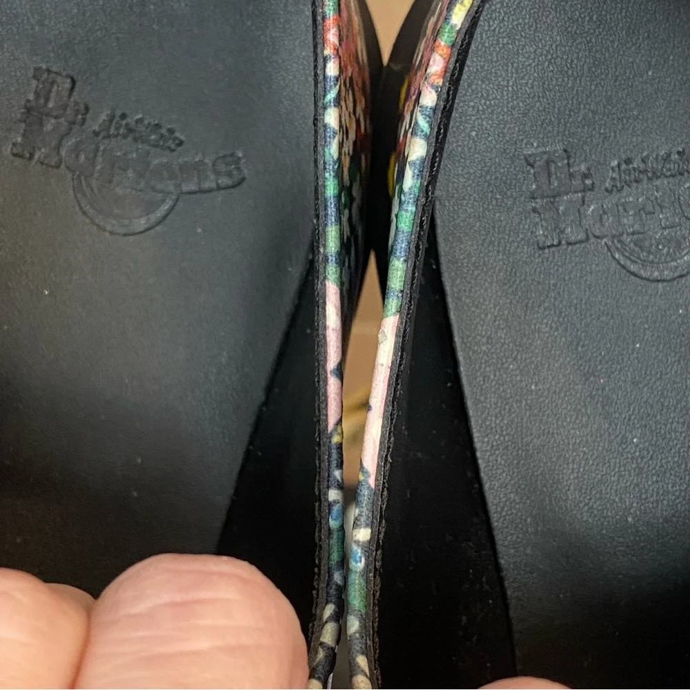 D23 Dr Martens Wanderlust Oxford 9 - Picture 14 of 16